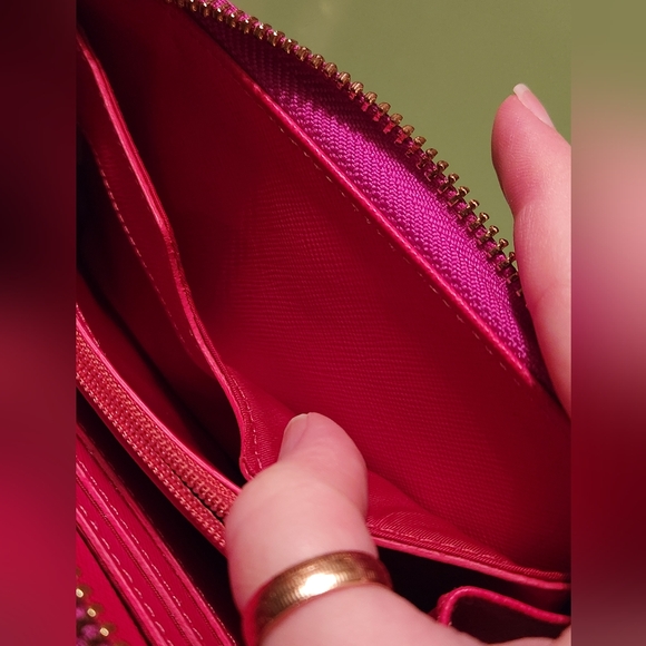 Tory Burch Fuschia Wristlet Zippy Wallet - Picture 11 of 12